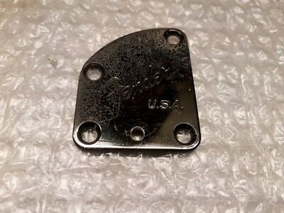 90's  FENDER STRATOCASTER NECK PLATE 