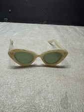 Vintage Cat Eye Cool Ray Polaroid Sunglasses Ivory With Gold Accents MD. USA
