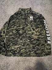 Under Armour Long Sleeve 1/4 Zip Men  s Size 2XL