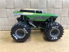 Custom 1:64 Spin Master Avenger Monster Truck (version 2)