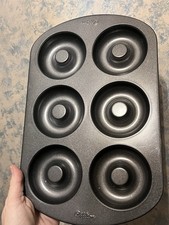 Wilton Non-Stick 6-Cavity Donut Baking Pan