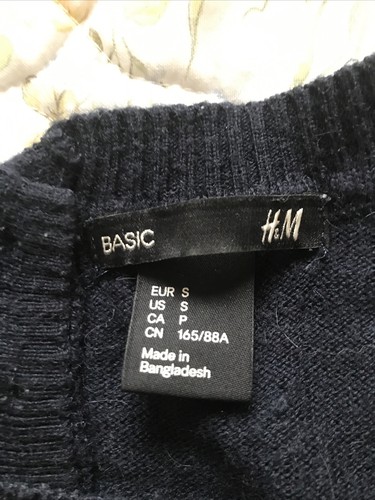 Navy Long Sleeve Jumper H&M Size S With 8% Alpaca - 第 2/4 張圖片