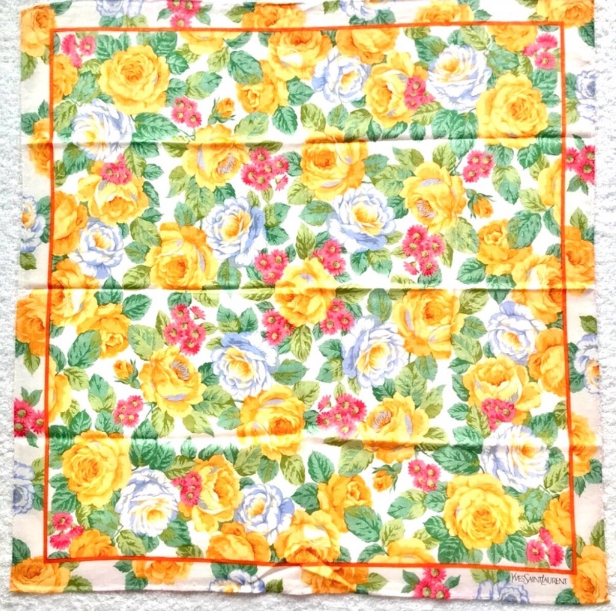 YSL mini sciarpa fazzoletto rosa donna borsa capelli Yves Saint Laurent borsa fiori