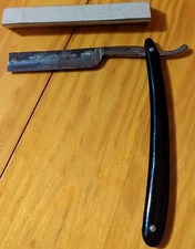 Vintage Challenge Cutlery CO Bridgeport Connecticut Straight Razor
