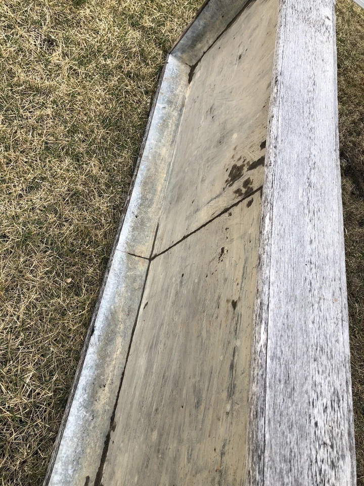 Comedero Primitivo Granja, Metal, Antiguo, 72x29x5H, Cama de Jardín Elevada Foto 3 de 4