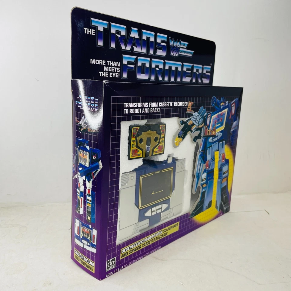 Transformers G1 Decepticon Communicator Soundwave Condor Cassette Buzzsaw Figure - Image 3 of 4
