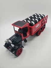 1925 True Value Hardware Kenworth Stake Truck w/ Barrels Ertl Bank 1:34 Vintage