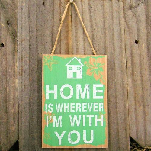 Family & Love Themed Wall Hanging Sign 'Home Is Wherever I'm With You' Green - Picture 2 of 3