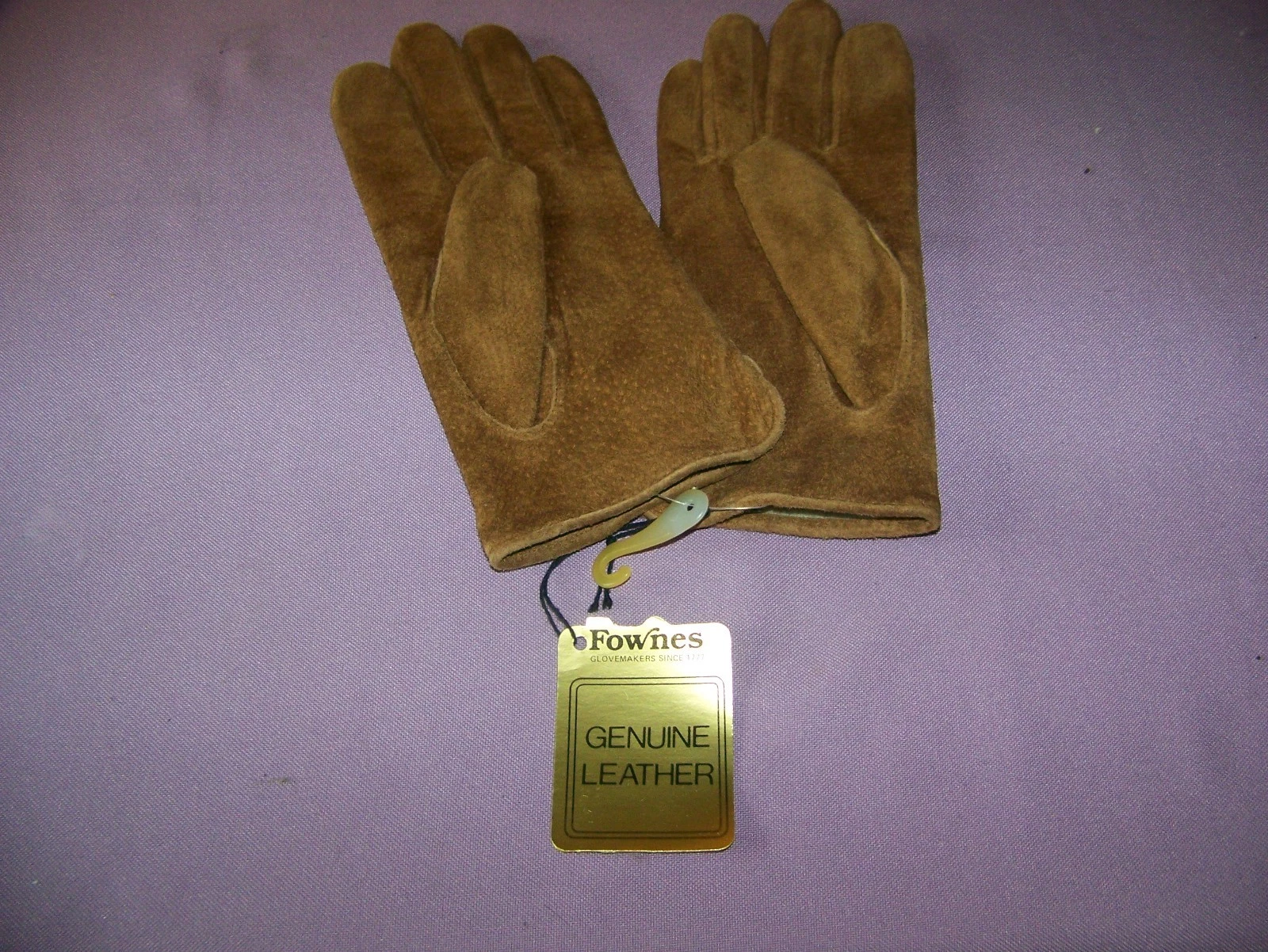 Fownes Tan Suede Leather Thinsulate Gloves Women’s LARGE Vintage NEW WITH TAGS