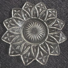 Vintage Clear Pressed Glass Starburst Pattern Star-Shaped Decorative Candy Dish