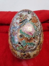 Osterei Satsuma? Pfauen & Rosen!