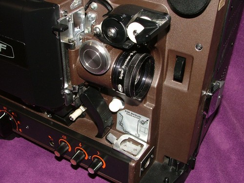 PROJECTEUR DE FILM ELF EIKI NT-1 16mm avec GARANTIE 3 MOIS. ENTIÈREMENT RÉVISÉ - Photo 3/9