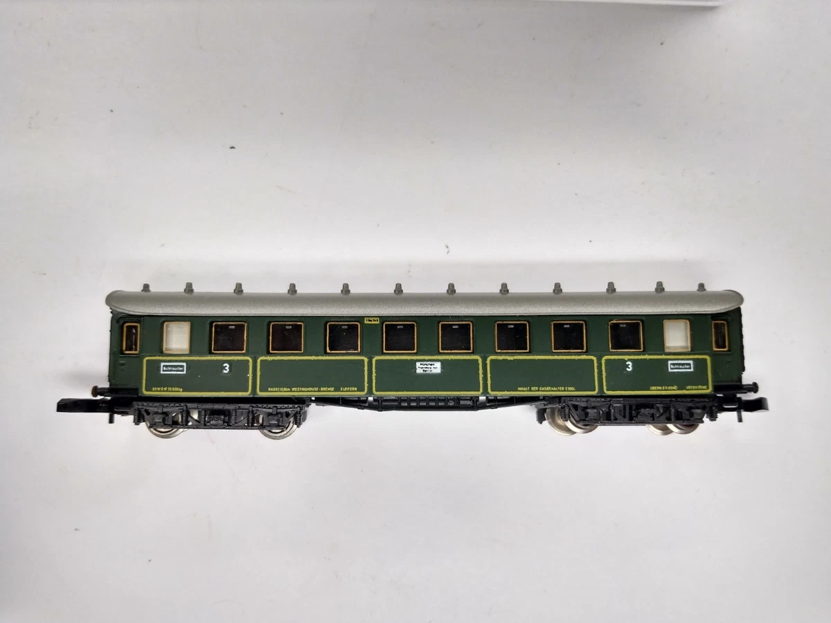MARKLIN MINI-CLUB 8730 Z Scale 3rd Class Bavarian Passenger Car Coach Orig. Case