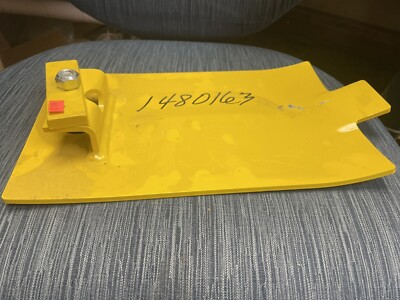 Mortl disc mower gliding shoe 025174