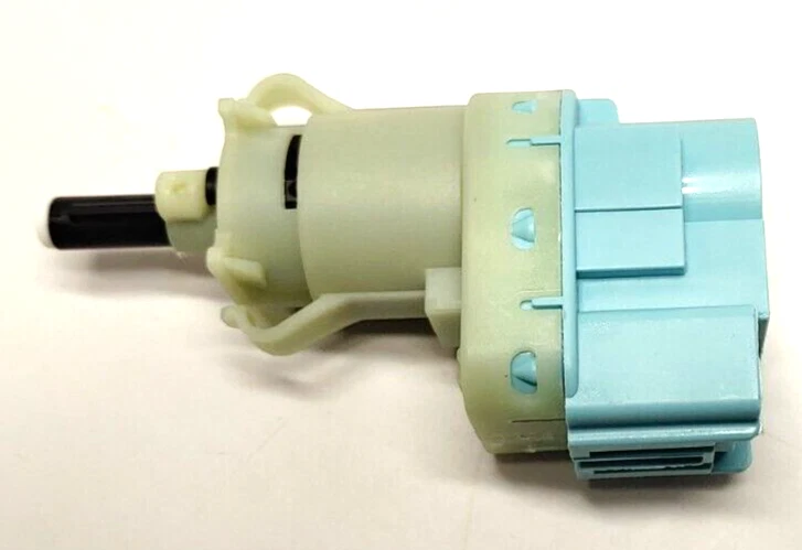 Interruptor de lámpara de parada OEM 8T4Z-13480-A Ford F150 Fusion Focus Escape Lincoln MKZ MKZ MKS Foto 3 de 4
