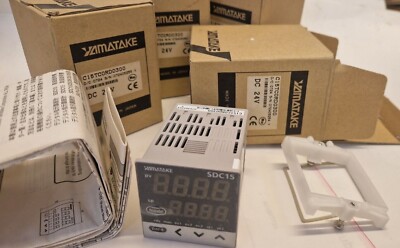 Yamatake Corporation C15TC0RD0300 SDC15 DC24V NEU