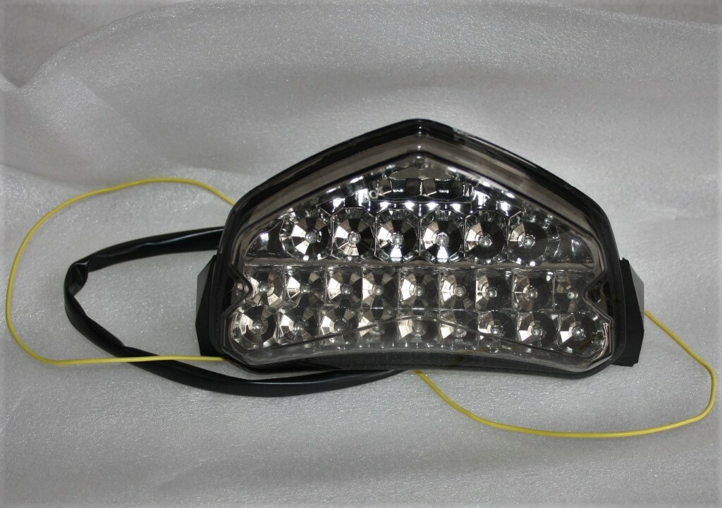 Feu LED intégré Suzuki GSXR 2004 2005 fumé pour virées nocturnes