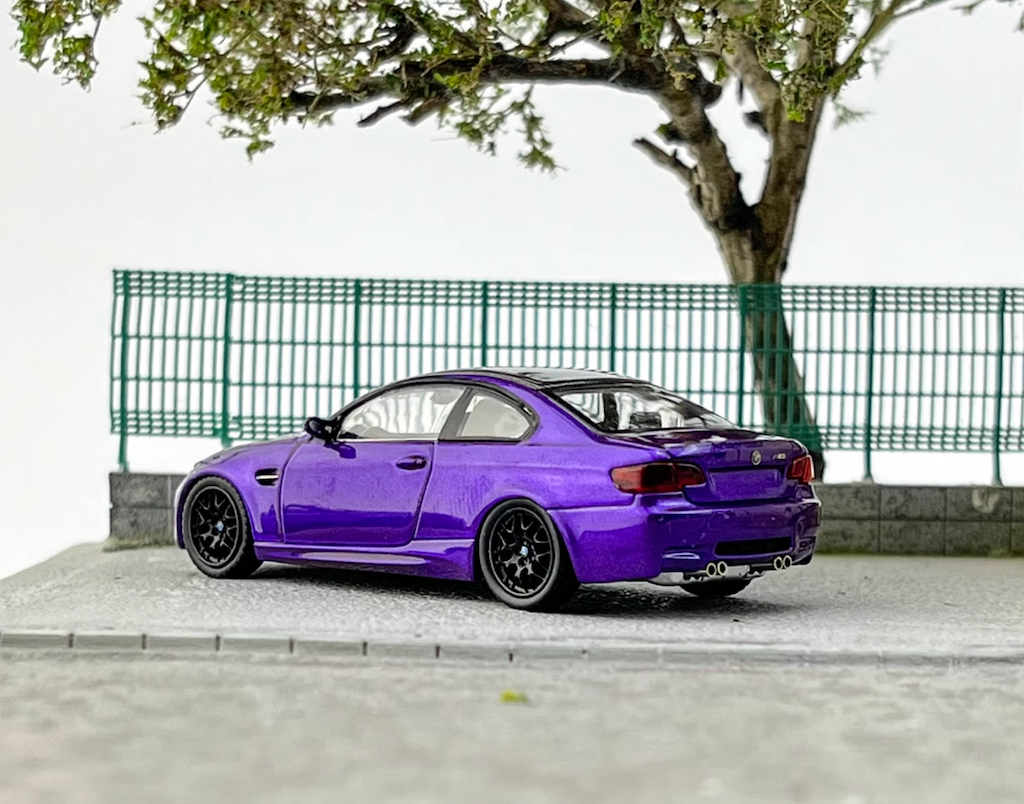 1:64 Purple BMW M3 E92 Coupe Diecast Model Sports Collectible