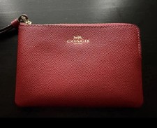 Coach Corner Zip Wristlet Signature Red Pebbled Leather
