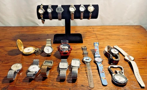 Vintage Watch Lot 19 Mens Women’s Assortment Timex  Eddie Bauer Lorus +