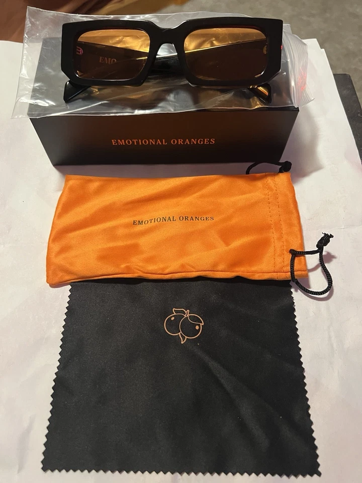 Gafas de sol unisex emocionales naranjas Foto 2 de 4