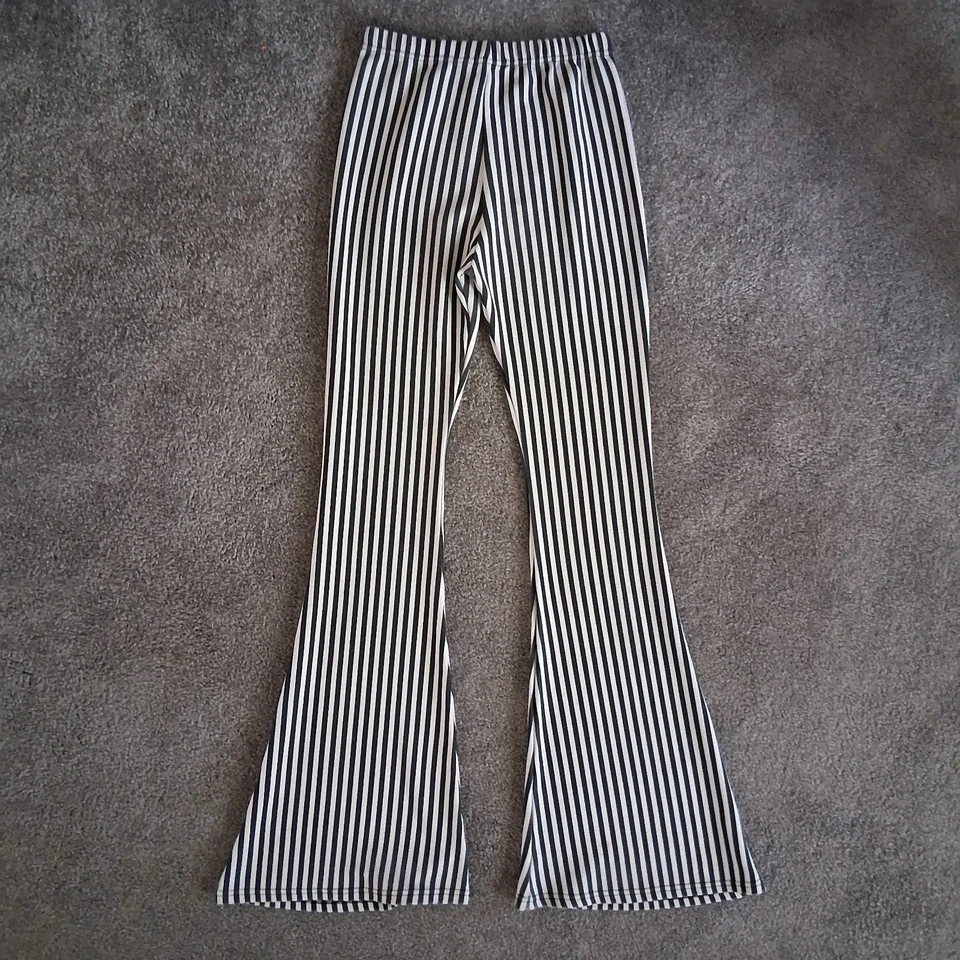 Pantalones acampanados Nasty Gal Collection Living On A Thin Line rayas blancas/negras talla 4 Foto 4 de 4