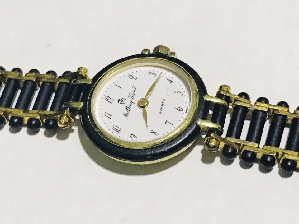 Reloj para mujer MATHEY TISSOT único dorado y negro de cuarzo hecho en Suiza 24 mm funciona Foto 2 de 4