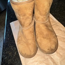 Stivali Ugg taglia 6