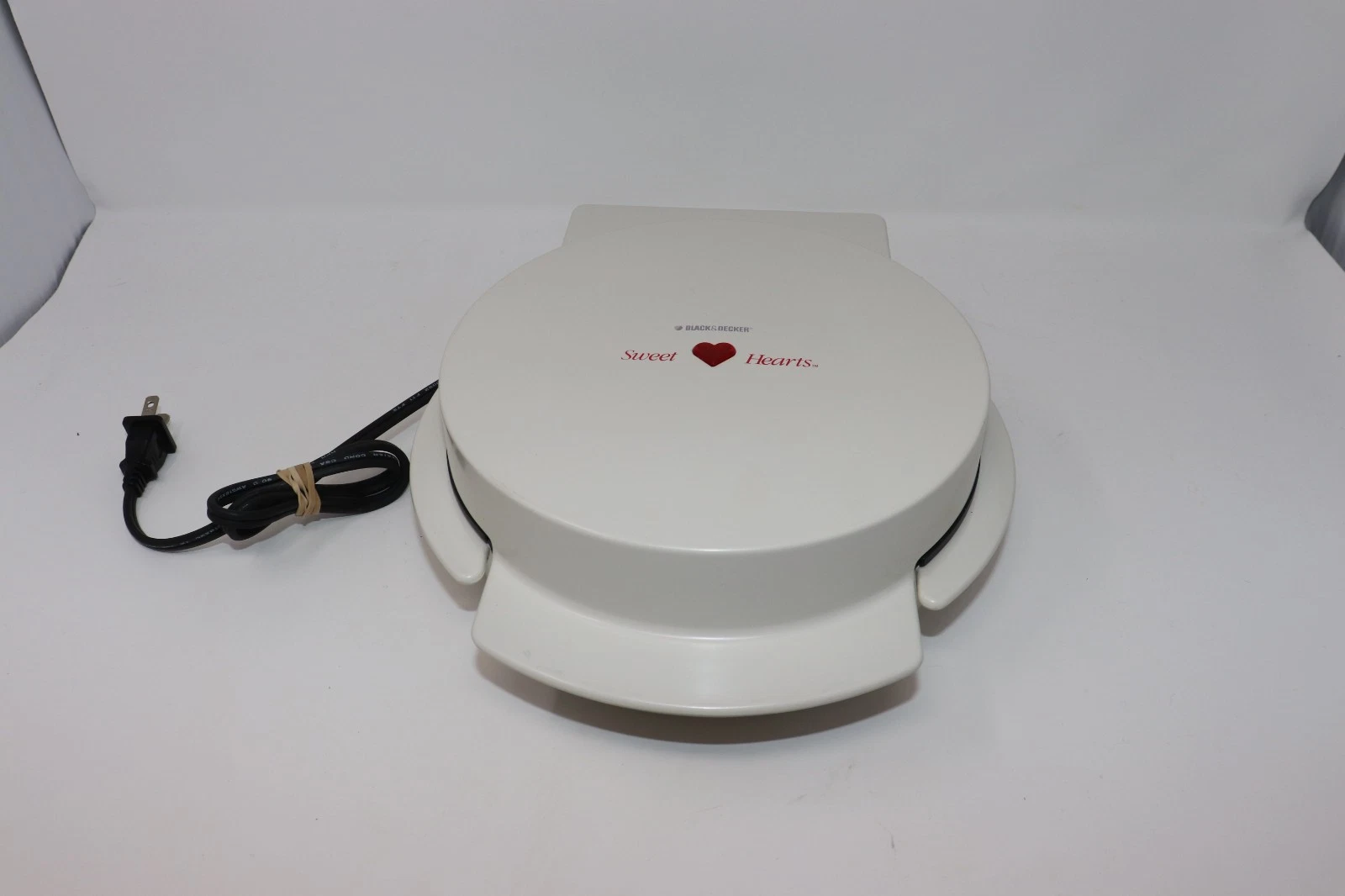 Black & Decker Sweet Hearts Waffle Maker G12 Tested Vintage Heart Shape Iron