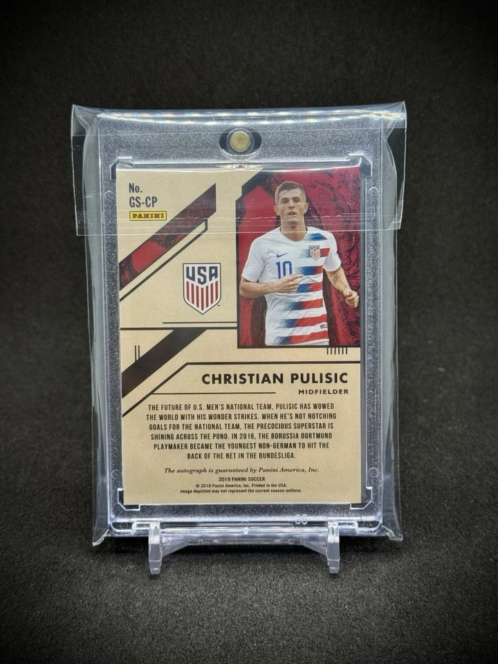 Christian Pulisic 2019 Panini Gold Strike On Card Auto SP USA - Image 2 of 2