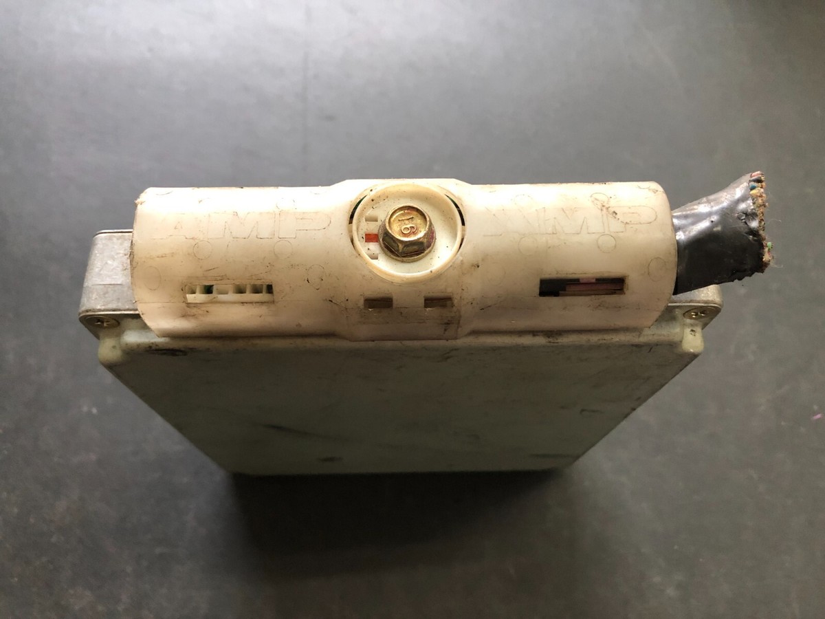 NISSAN SERENA Engine Control Unit ECU YD25 N3 23710-4N171