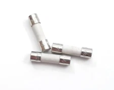 LOT OF 3 LITTELFUSE 5mm x 20mm Lf F2AH250V F2AH 250V P CERAMIC FUSES FAST BLOW