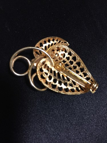 Vintage Brosche Anstecknadel goldfarben Blatt und Perle wie Perlen Mesh Design  - Bild 2 von 4