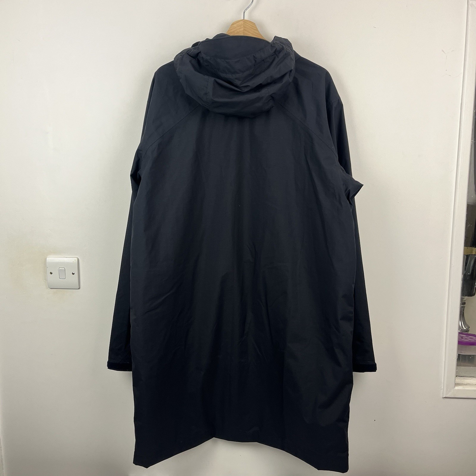 Rohan Jacket Mens Large Navy Blue Waterproof Coat Barricade Technology Hilltop image 6