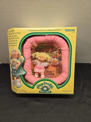 New Cabbage Patch Kids Pin Ups Susie Caryn & Her Toy Store Coleco 1983 New IB