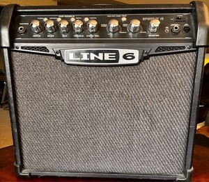 LINE 6 IV 15W GUITAR AMP USED-CLEAN