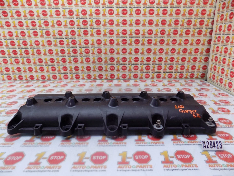 2011-2021 RAM 1500 RIGHT OR LEFT VALVE COVER 53022085AD OEM - Изображение 3 из 4