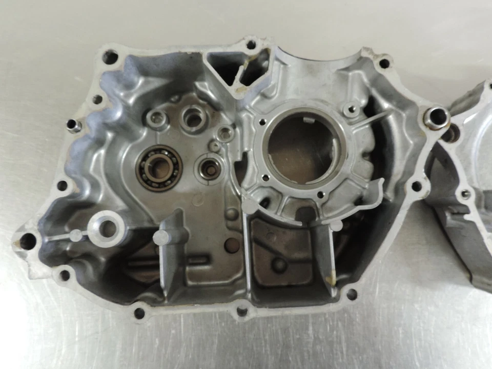 Kawasaki 110 KLT110 1985 cárteres de motor bloque carcasa derecha izquierda motor Foto 2 de 4