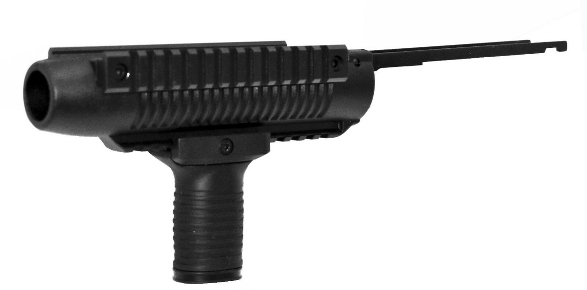 （m.k）ハンマー　エフェクト　15ポンド TRINITY Tactical Forend With Picatinny Rails for Mossberg 500 590