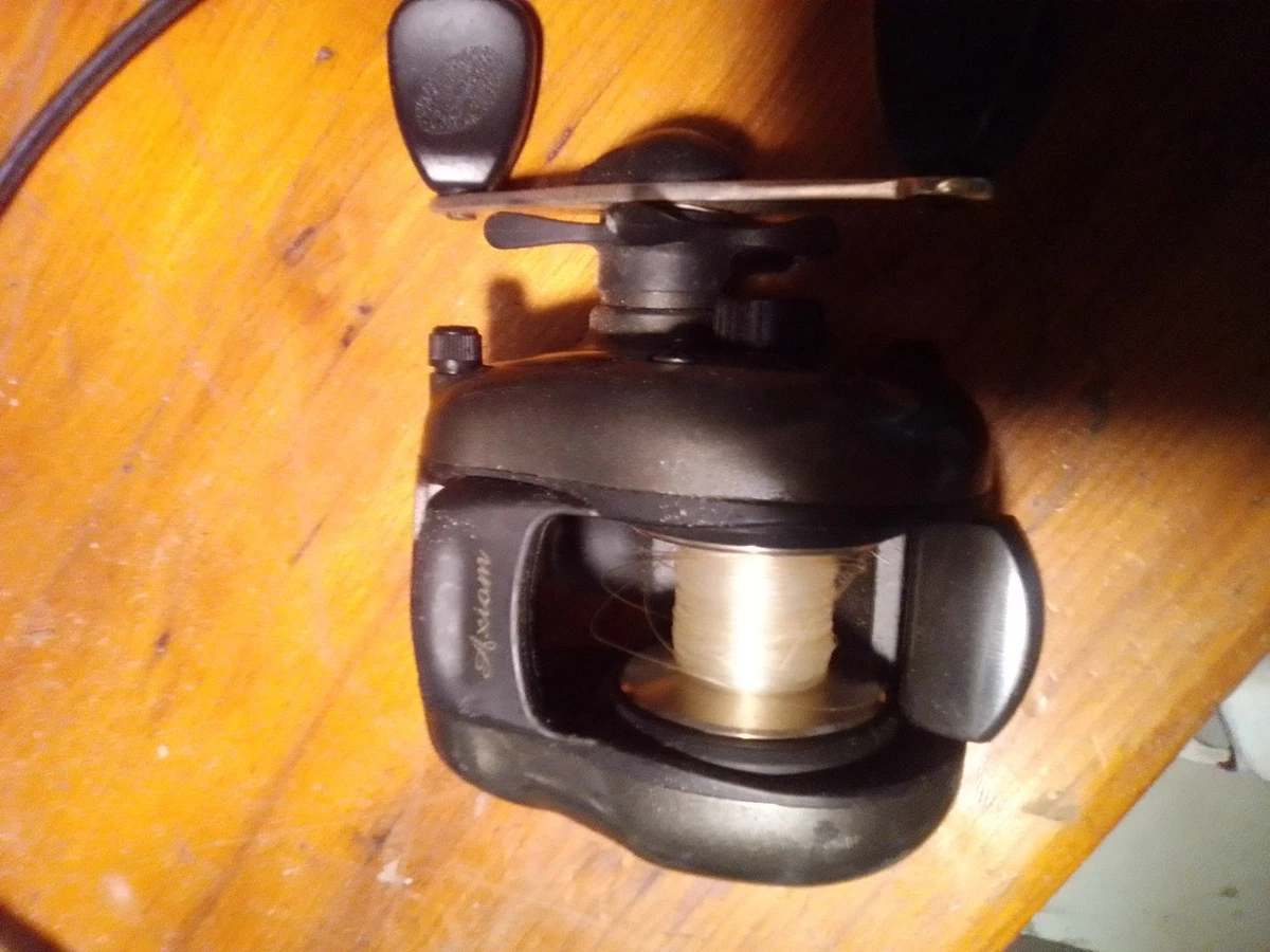 Shakespeare Baitcast Reel 5.1: 1 Gear Ratio Fishing Reels for sale