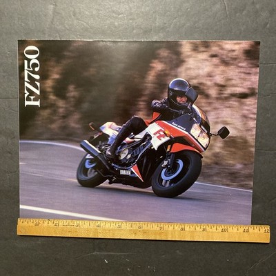 VTG Yamaha FZ750 1986 Motorcycle Sales Brochure Specs, full color glossy