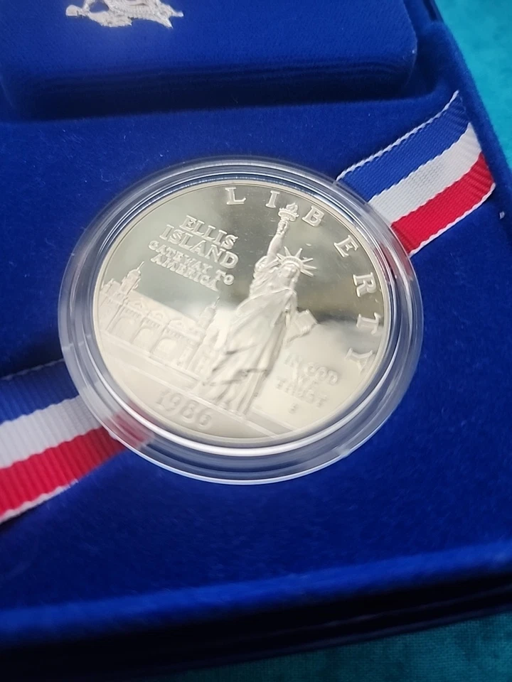 1986 S Statue Of Liberty Centennial Proof 90% Silver Commemorative Dollar - Image 4 of 4
