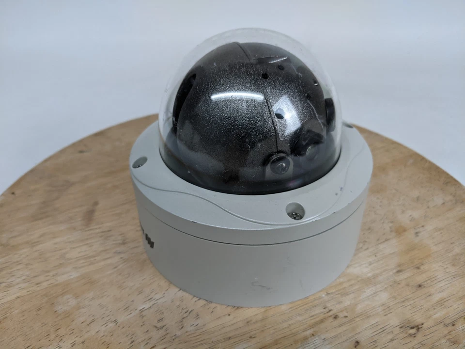 Arecont Vision 12 Megapixel IP66 Day/Night Security IP Camera AV12186DN - Image 2 of 4