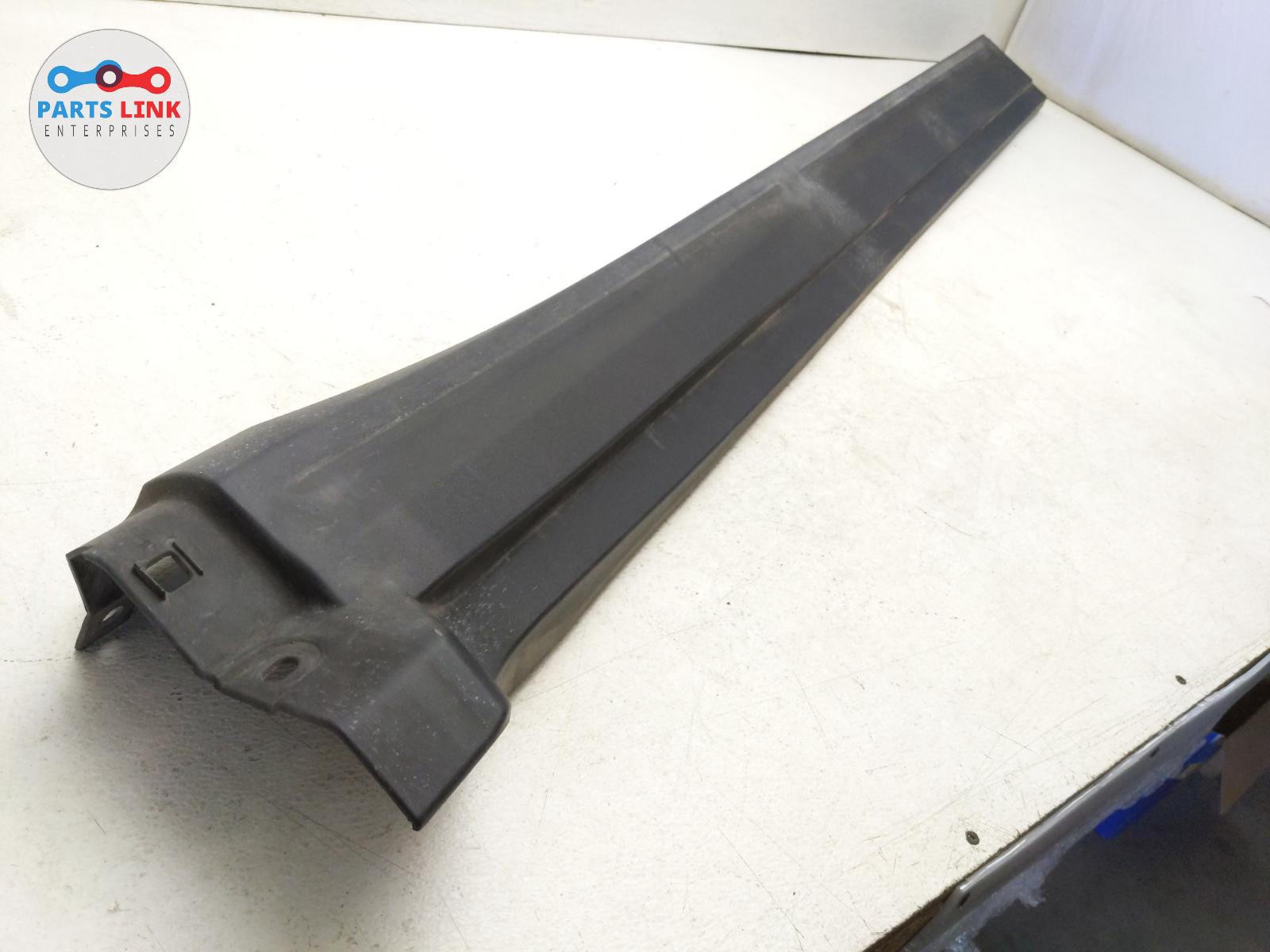 2017-2020 MASERATI LEVANTE LEFT ROCKER PANEL MOLDING SIDE SKIRT TRIM COVER M161