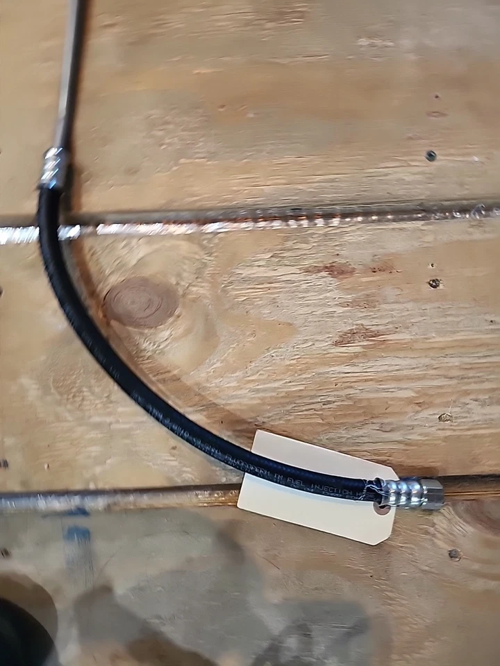 GMC K2500 1998-1999 Suburban Fuel Line Turbo 6,5 L V8 diésel Ohv OEM pieza de distribuidor Foto 2 de 4