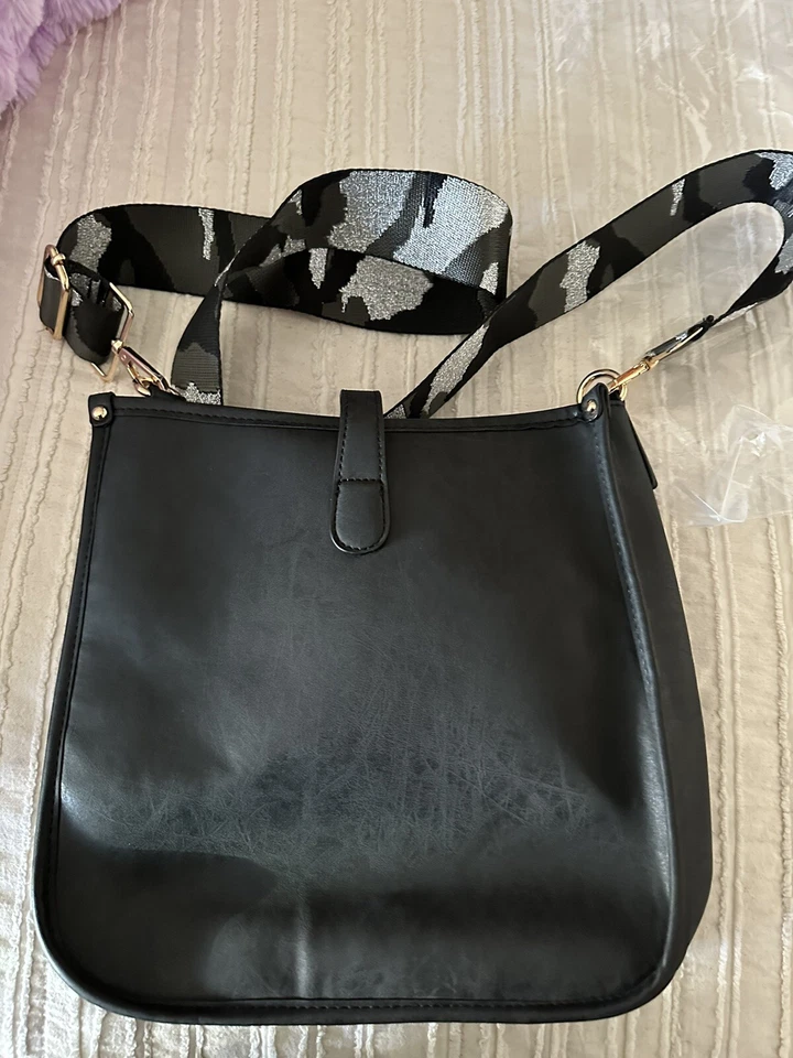 Сумка через плечо веган кожи, черный, Серебряный камуфляж гитарный ремень, новый без ЯРЛЫКОВ - Изображение 2 из 4