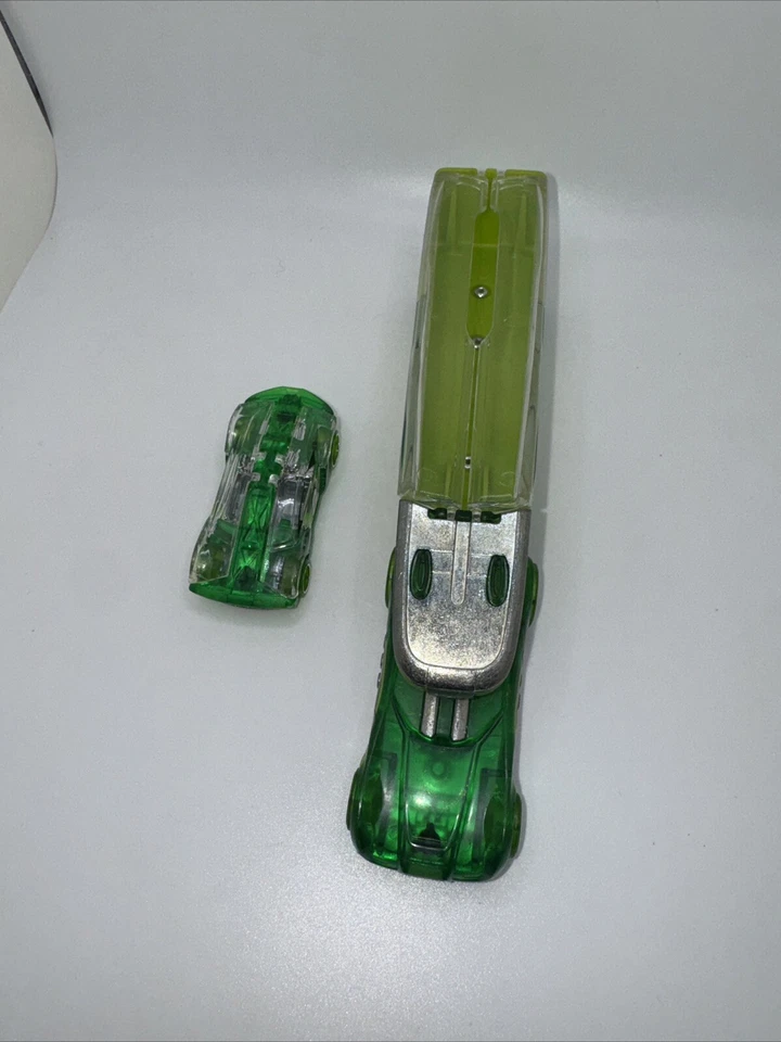 Hot Wheels Rock N Race Wingstorm DieCast Car Truck Semi Set Lote Verde X-raycer Foto 2 de 4
