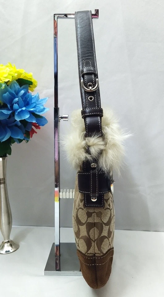 Bolso de Hombro Coach Signature Marrón Lona Gamuza Piel Borde Cremallera Cierre Hebilla Foto 4 de 4