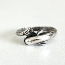 Vintage 925 Sterling Silver Swimming Dolphin Animal Band Ring Size 7