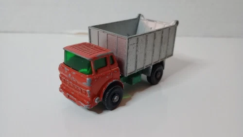 Vintage 1968 Matchbox Lesney GM Tipper Truck No. 26 Diecast